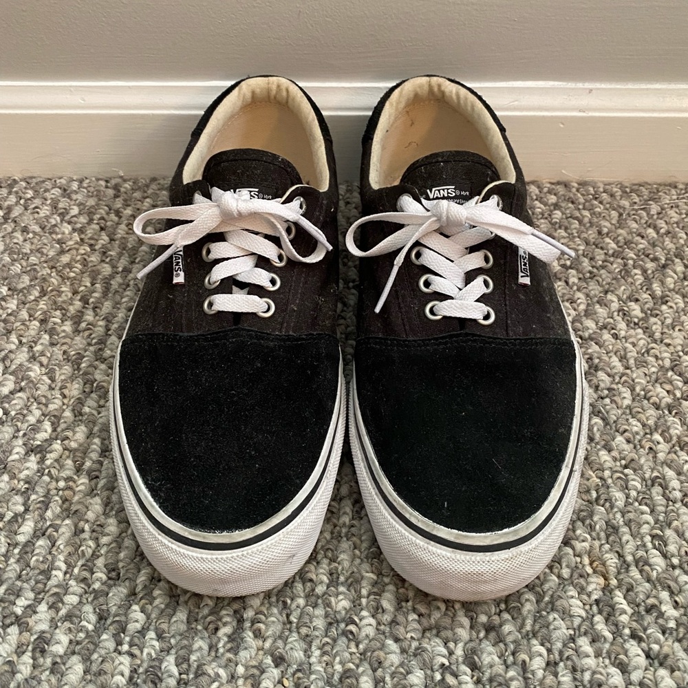 Vans skate shoes